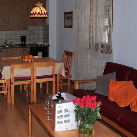 Appartements Monte Rosa Tasch Bagian luar foto