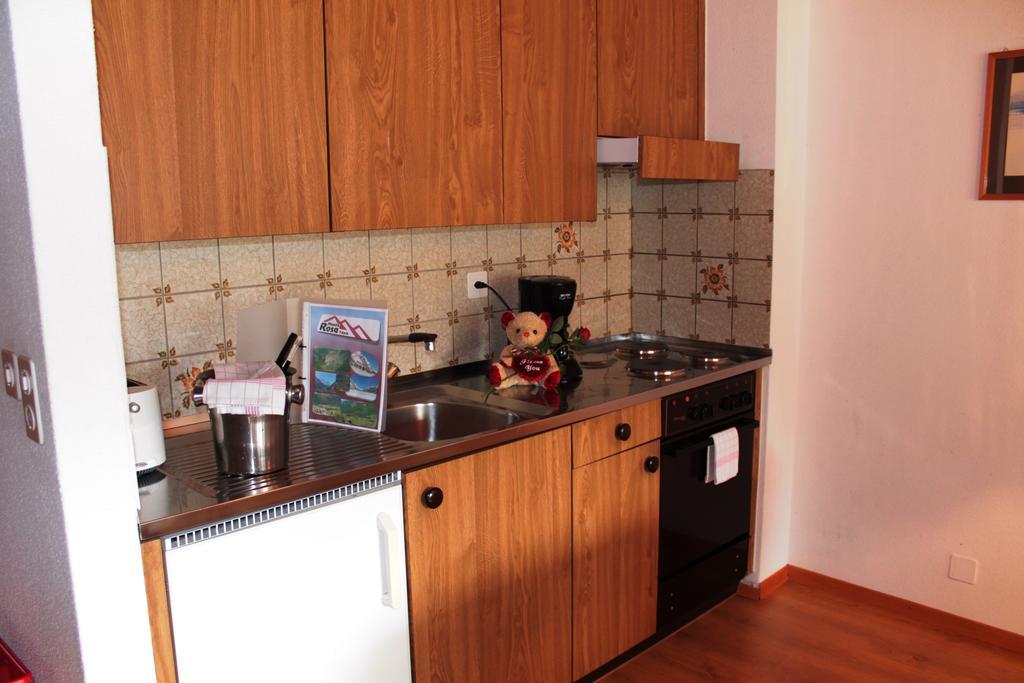 Appartements Monte Rosa Tasch Bagian luar foto